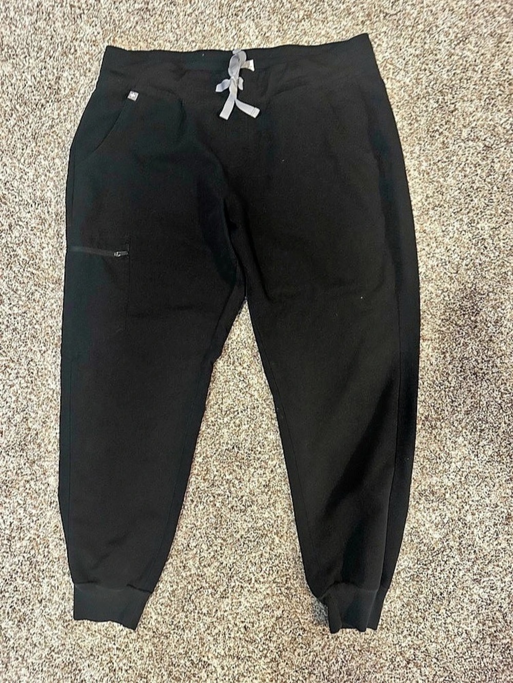 FIGS Zamora Jogger Scrub Pants Black